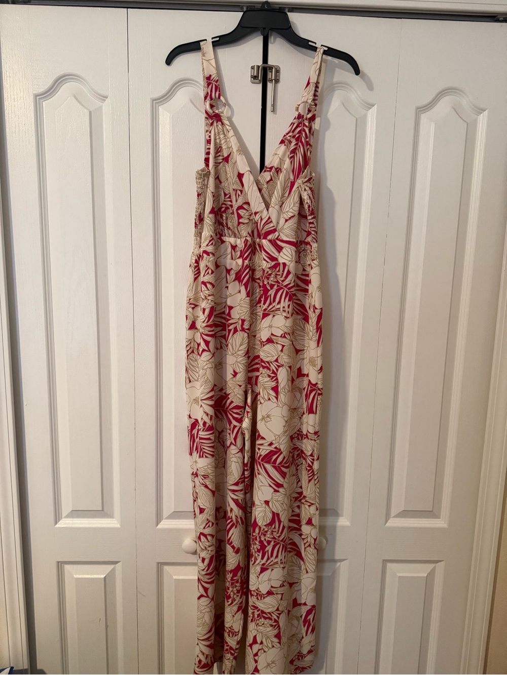 Sleeveless V-Neck Floral Jumpsuit